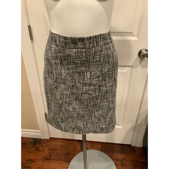 Giambattista Valli Black & White Wool Tweed Pencil Skirt w/ Sequins, Size M - Picture 1 of 5